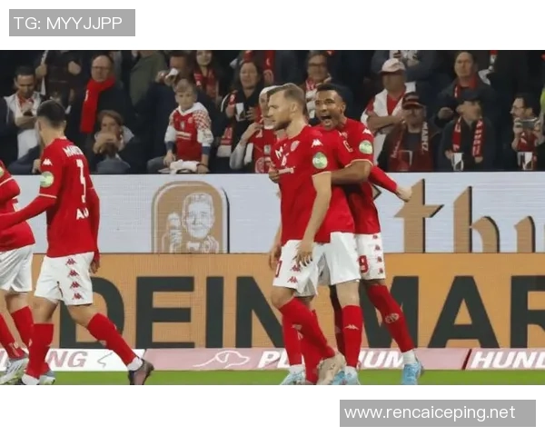 德甲焦点战美因茨迎战门兴双方状态与战术分析展望